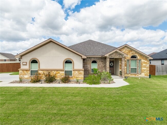Photo - 2509 Meadow Lark Dr