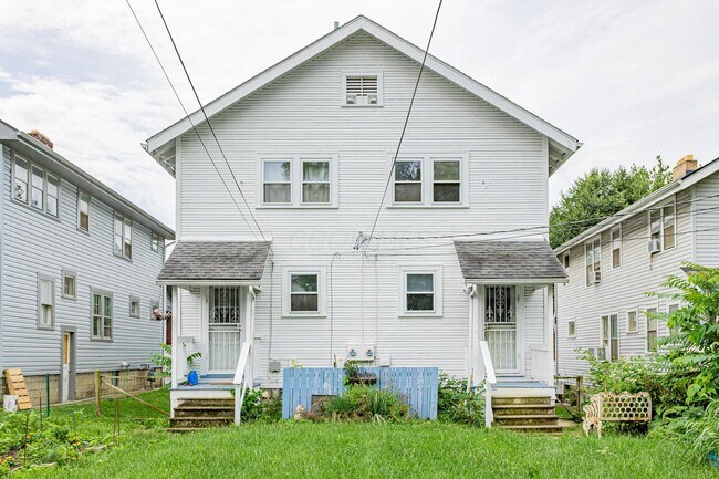 Photo - 174 W Weber Rd