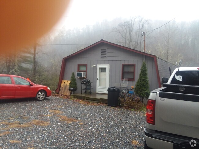 Building Photo - Unit #12 - Cullowhee Cabins & Cottages Rental