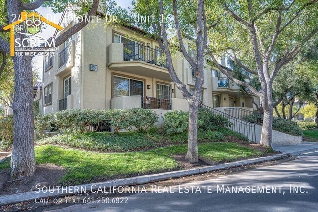 Photo - Updated Upper Three Bedroom Condo in Siena... Unidad 16