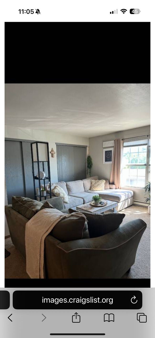 Photo - 2021 Sylvan Way