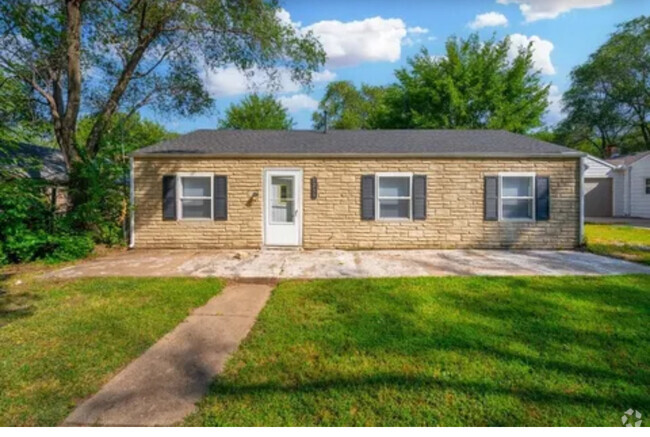 Building Photo - 1208 E Charleston Dr Rental
