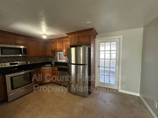 Photo - 11504 103rd St N