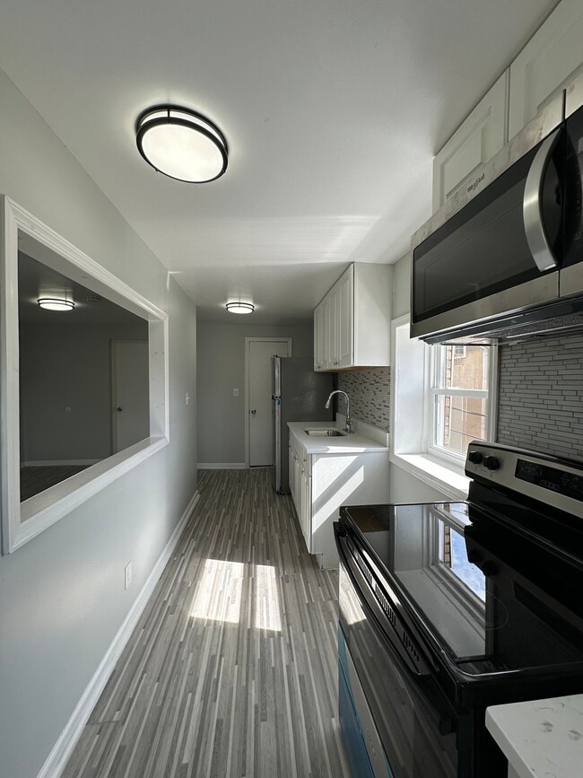 Photo - 380 Somerset St Unit 19