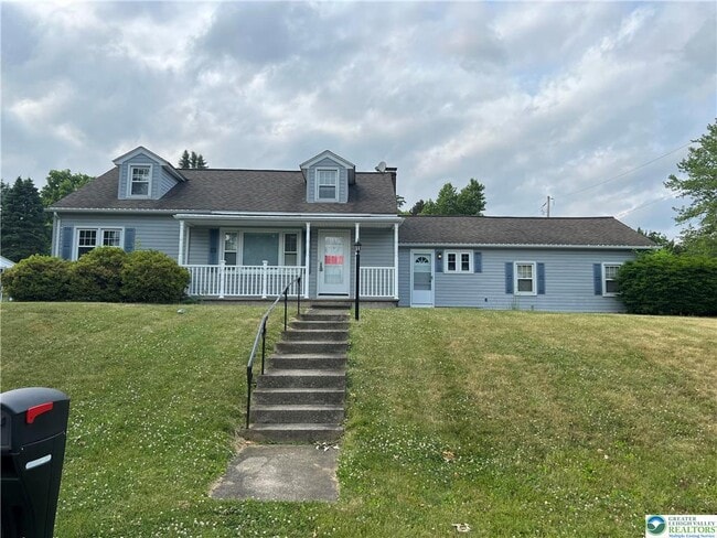 Photo - 2401 Lawnherst Ave