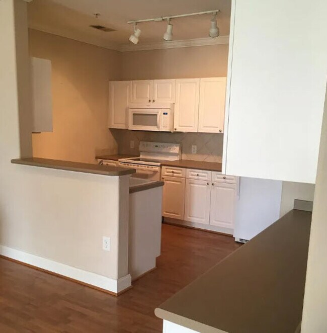 Photo - 1828 Parkside Village Dr Rental