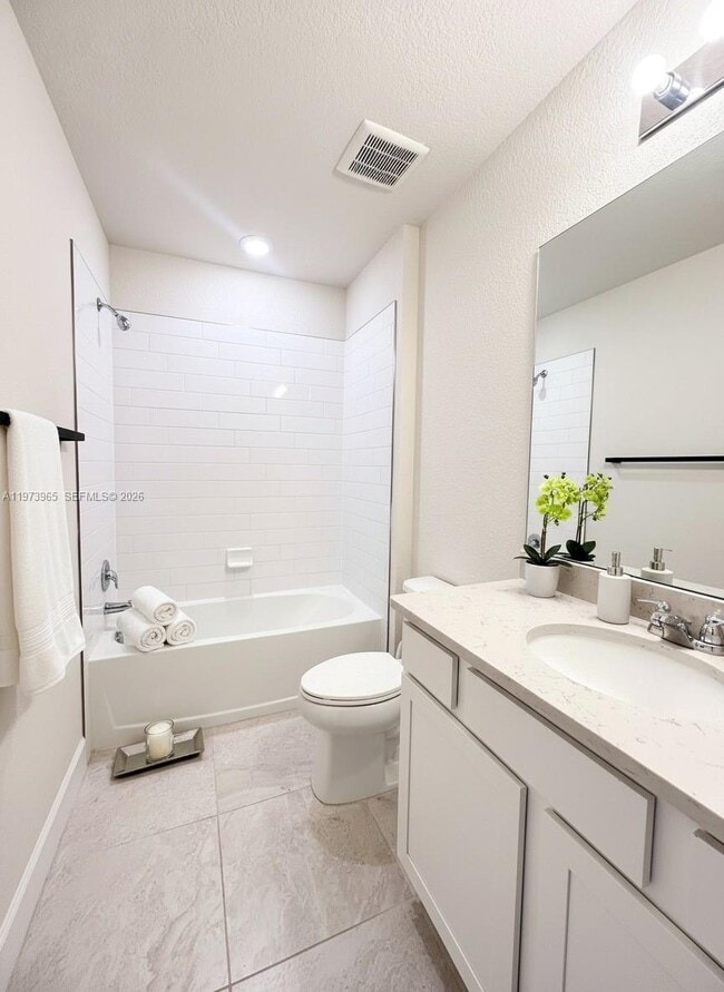 Photo - 4686 Indigo Way