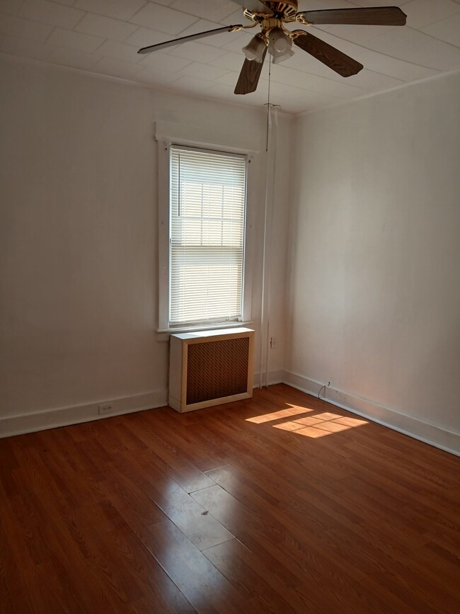 Photo - 2268 Richmond Ter Unit 1st Floor