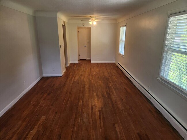 Photo - 2822 Kingman Blvd Unit Apt 3