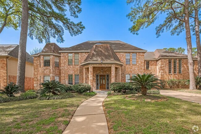 Building Photo - 18307 Champion Forest Dr Rental