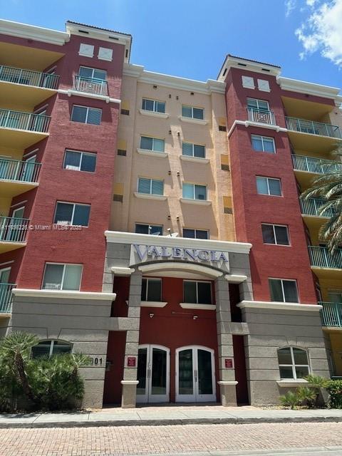 Building Photo - 6001 SW 70th St Unit 535 Rental