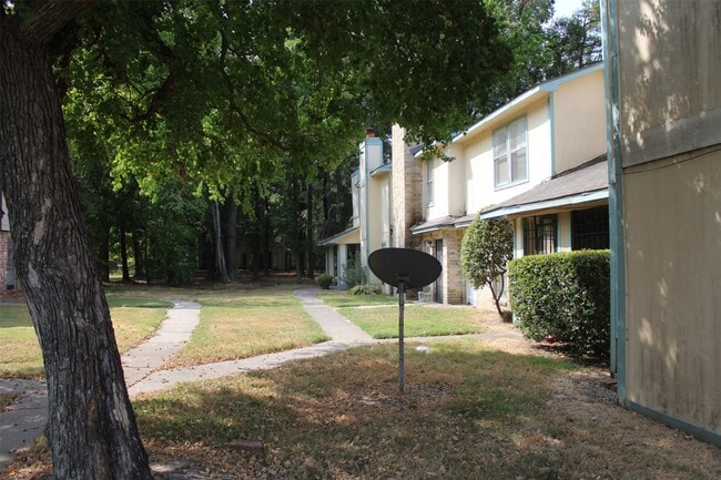 Building Photo - 5810 Twisted Pine Ct Unit B Rental
