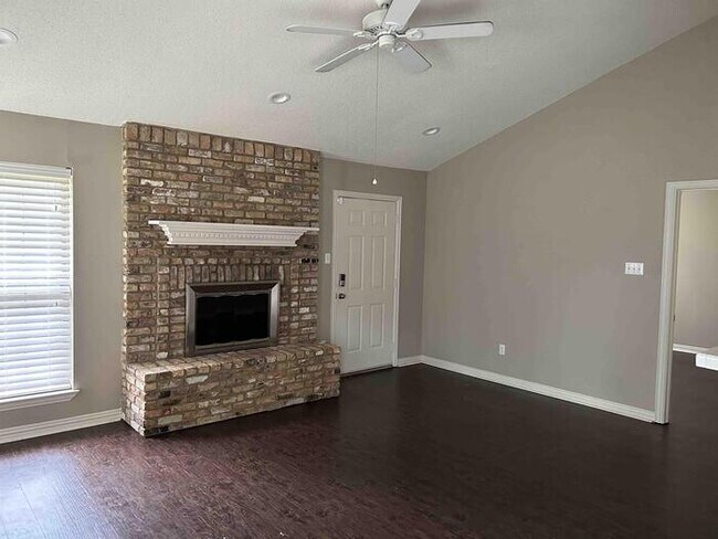 Photo - 2120 Villa Dr.