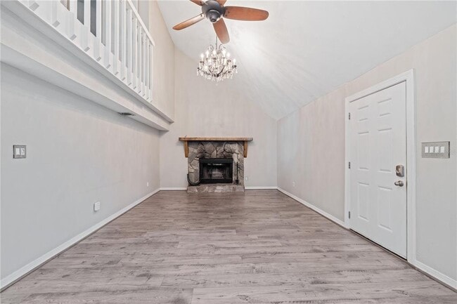 Photo - 6001 S Himes Ave