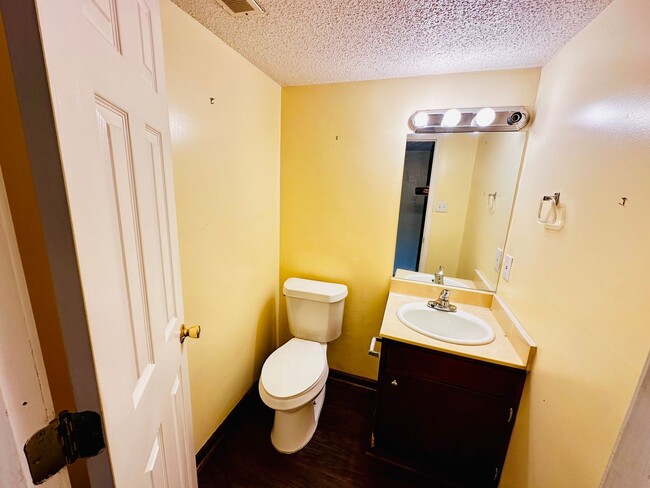 Photo - A Great Living Space in the Heart of the C...