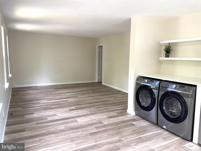 Photo - 230 Almonesson Rd