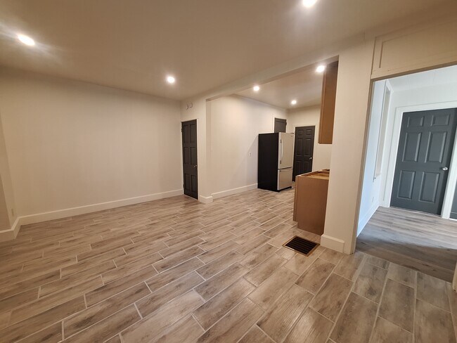 260 S Spruce St Unit 1