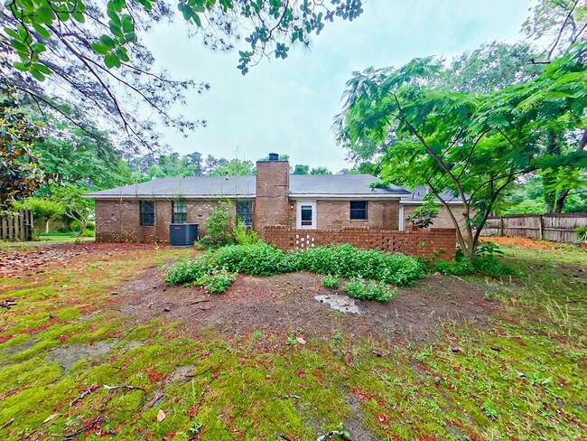 850 Brookfield Pkwy