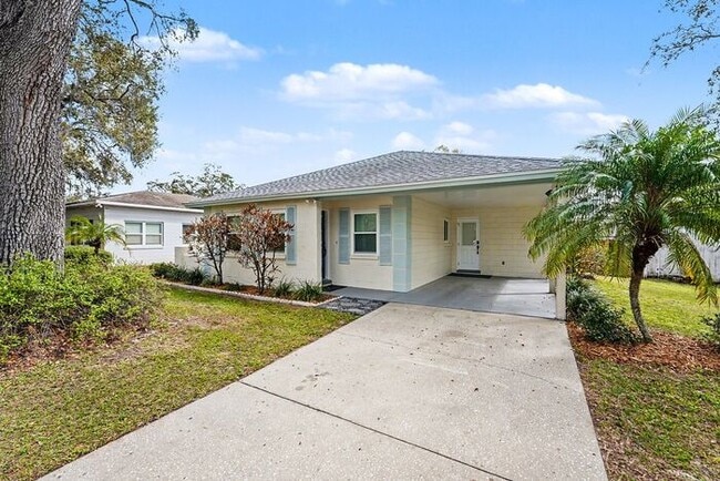 Photo - 9605 N Edison Ave