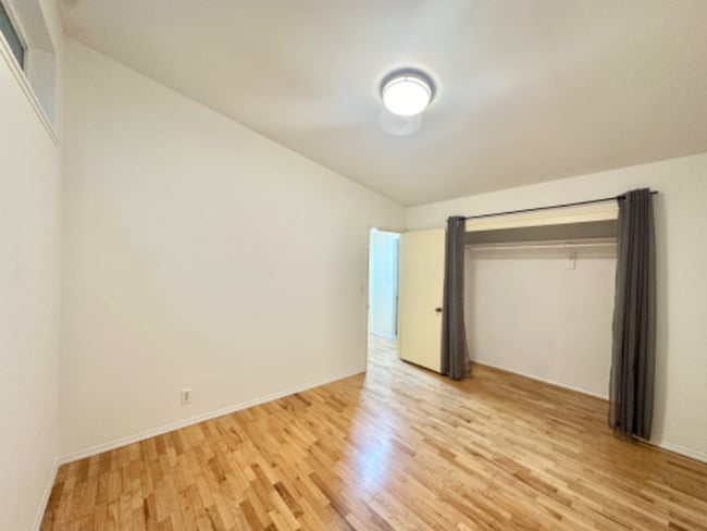 Photo - 5101 Ravenna Ave NE Unit 7