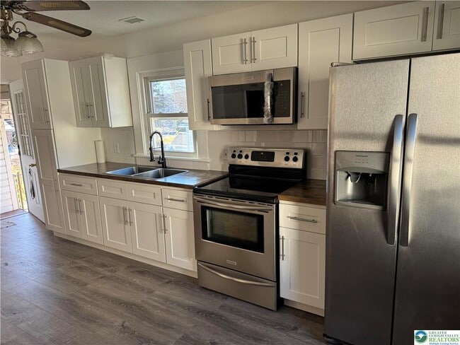 Photo - 516 Heckman Ave