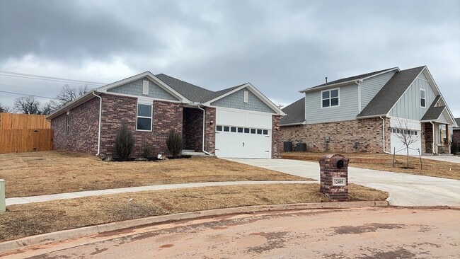 Photo - 3 Bedroom 2 Bathroom 2 Car Garage Home in Oakdale School District