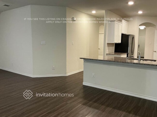 Photo - 753 Jamestown Ln