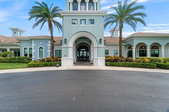 Photo - 5935 Mayflower Way