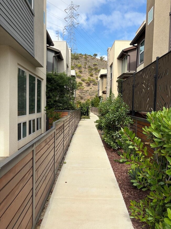 Photo - 10881 McCan Ct