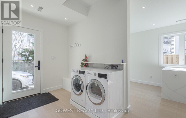 Photo - 12 Twenty Second St