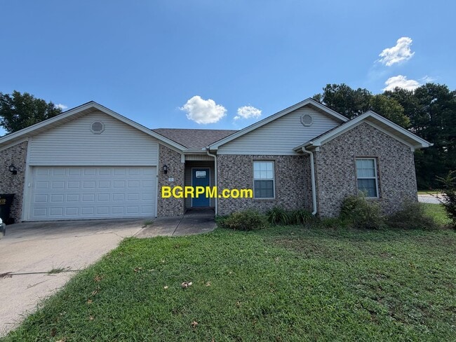 Building Photo - 31 Willow Lake Dr