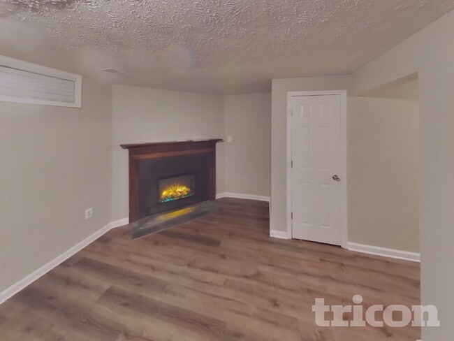 Photo - 2551 Log Mill Ct