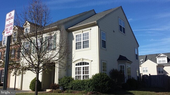 Building Photo - 9300 Warren Falls Ln Rental