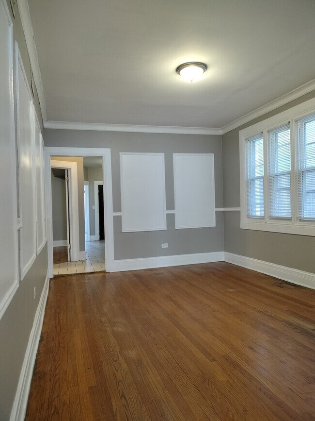 Photo - 7729 S Essex Ave