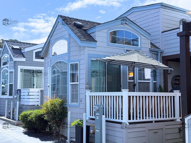 Steps to the sand in Encinitas, your two b... - Steps to the sand in Encinitas, your two b... House