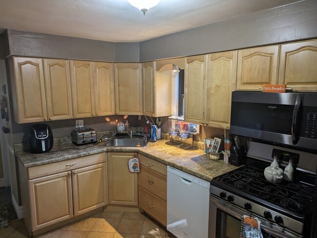 Photo - 235 Frankfort Ave