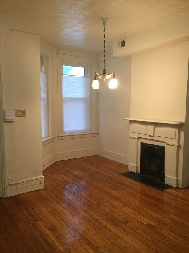 Photo - Amazing 3 bdrm/1.5 bath House Conveniently Located in The Heart of VCU and Downtown!