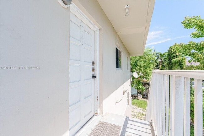 Photo - 621 SW 15th Ave Unit 1