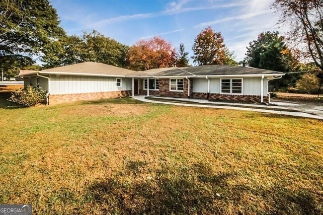 Building Photo - 5075 Winters Chapel Rd