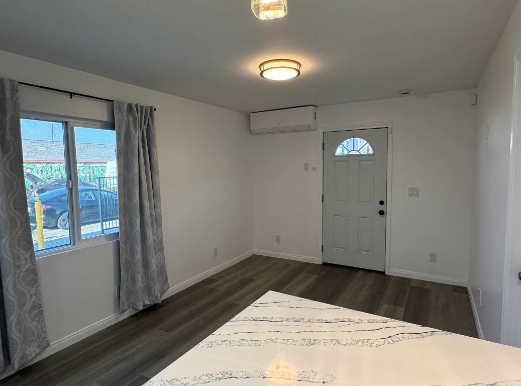 Photo - 108 W 84th St