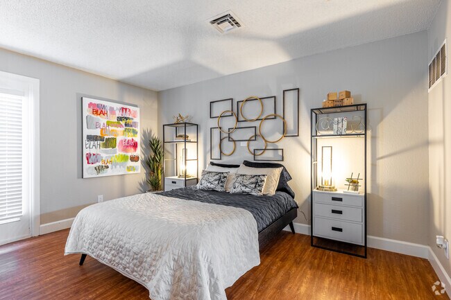 Studio A - 516SF - Aurora Flats