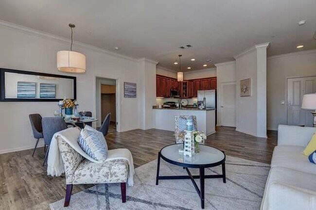 Photo - 1445 Fruitdale Ave Unit 405