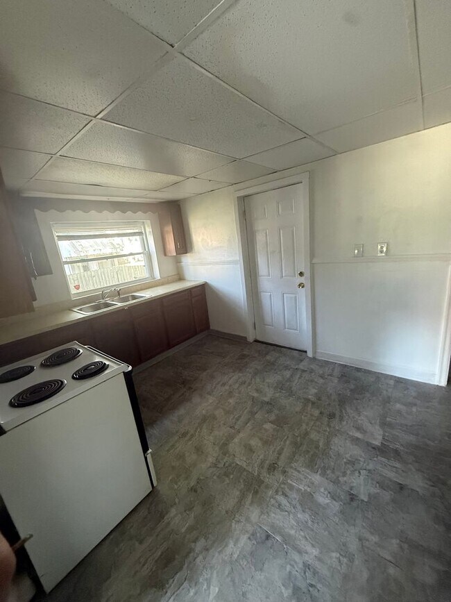 Photo - 208-210 10th Ave Unidad 210 10th Ave