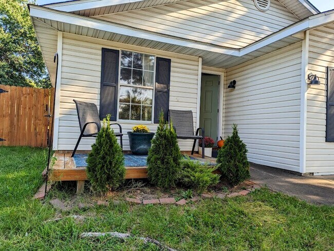 Photo - Adorable 3 BD 1 BA House 5 Min to Downtown Springdale