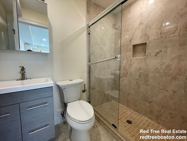 Photo - 1028a Commonwealth Ave Unit 202