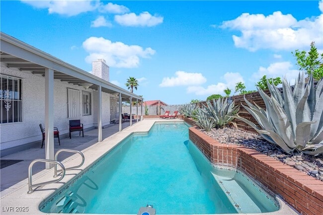 Building Photo - 148 Triberg Ct