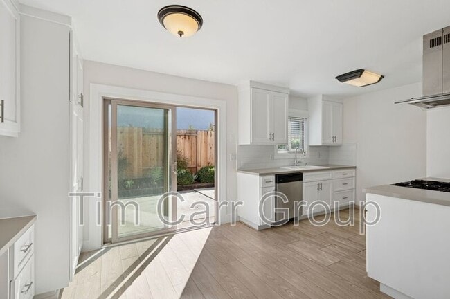 Photo - 2048 Garden Ln Unidad B