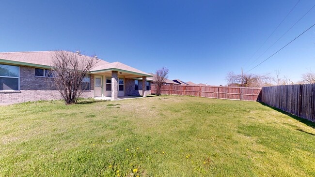 Photo - GORGEOUS HOME IN NOLANVILLE CLOSE TO FORT HOOD!