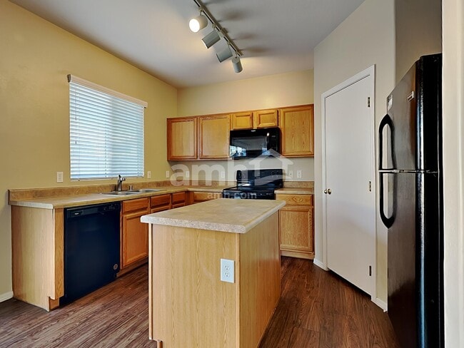 Photo - 1521 S 122nd Ave