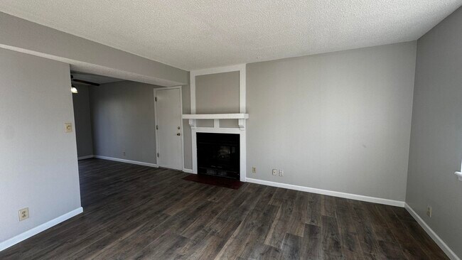Photo - 4605 Grandview Ct